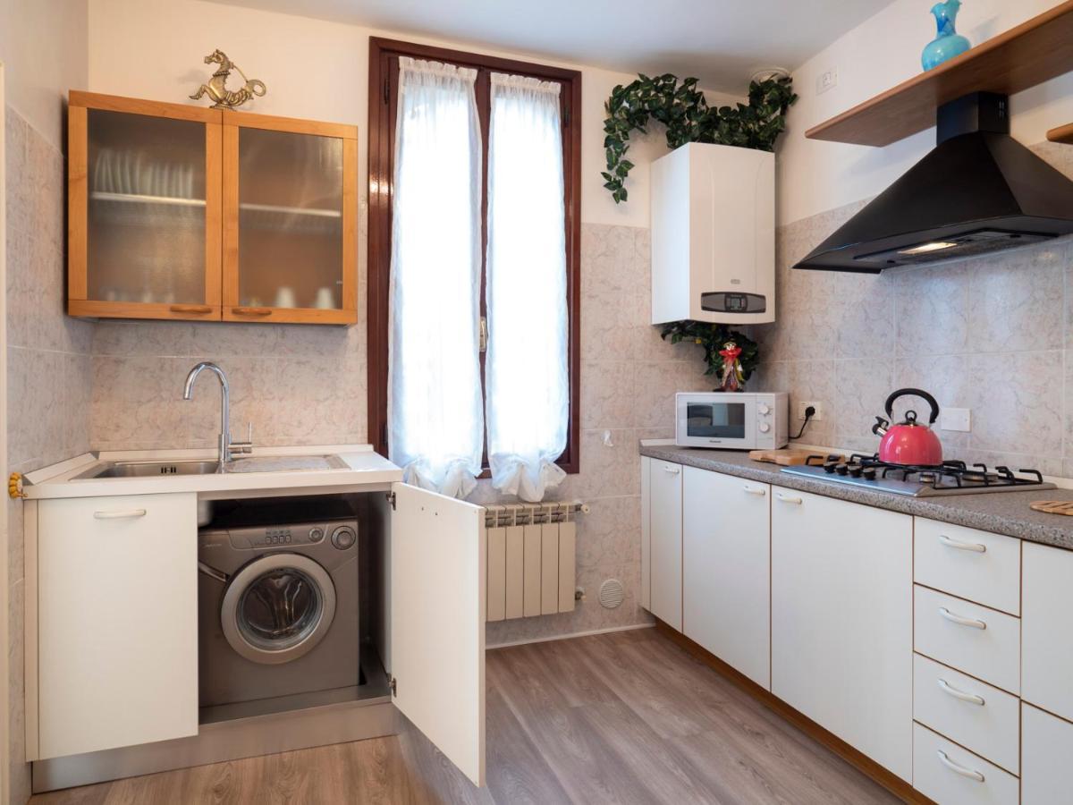 Canal Tron Venice Luaran gambar